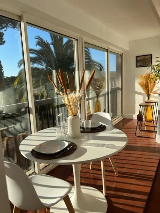 Апартаменти 35M With Pool For Couple In Saint Tropez Екстер'єр фото